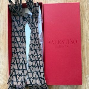 Valentino Black gloves size 7